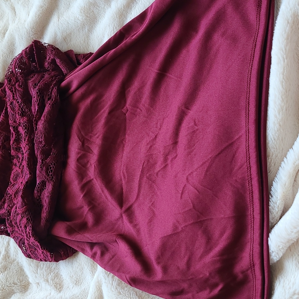 Burgundy Lace Dress - Picture 3 of 8